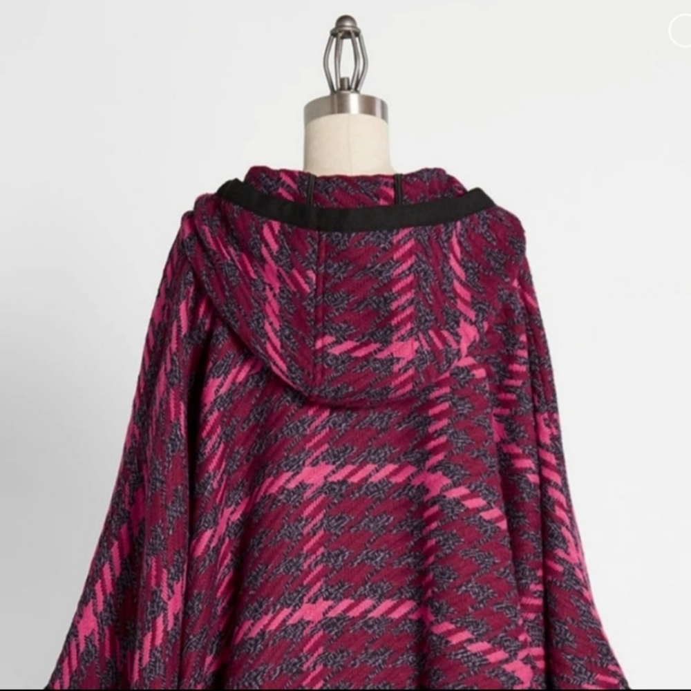 โค๏ธ๐NWT Modcloth "Little Plaid Riding Hood Cape" Coat๐๐๐๐ - Picture 4 of 7